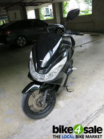 Honda Yamaha PCX 150 