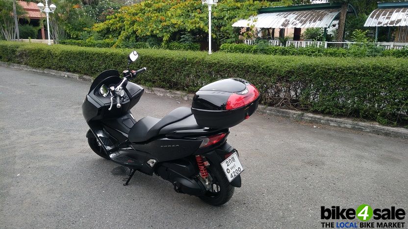 Honda Forza 300 