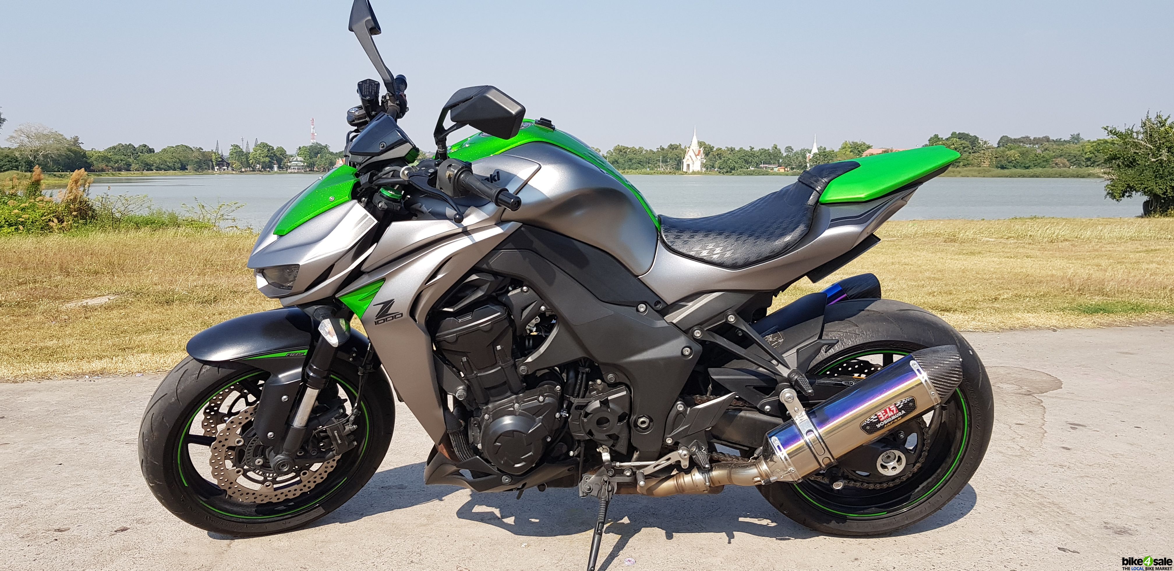Kawasaki Z1000 