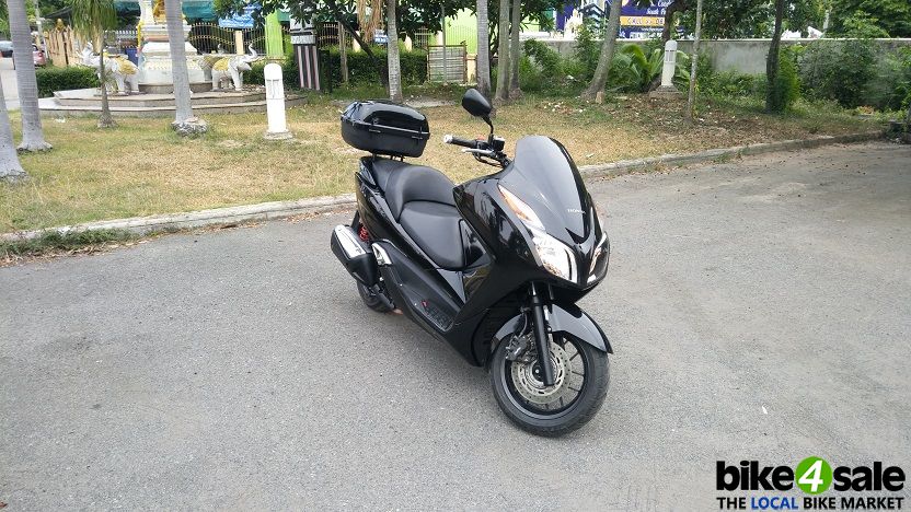 Honda Forza 300 